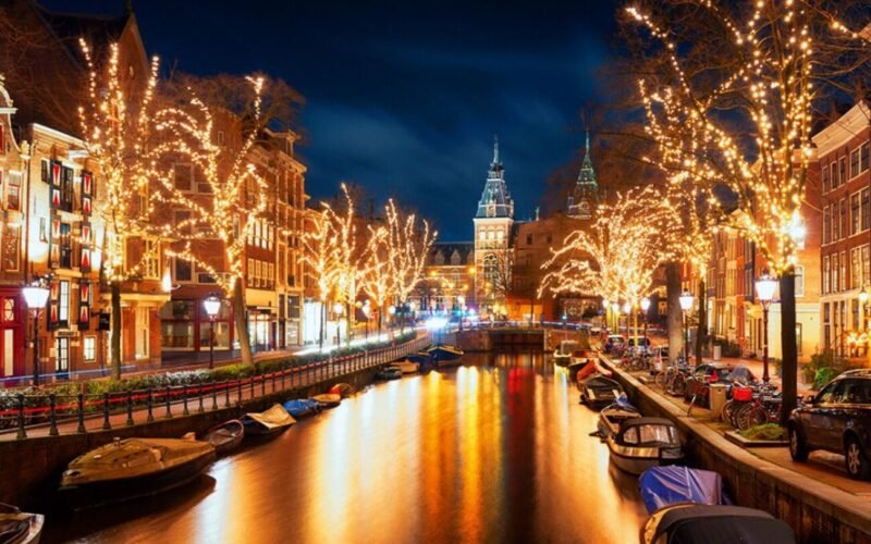 Амстердам на Рождество из Львова