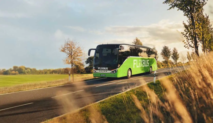 FlixBus запускає три нові маршрути в аеропорти в Молдові, Польщі та Угорщині!
