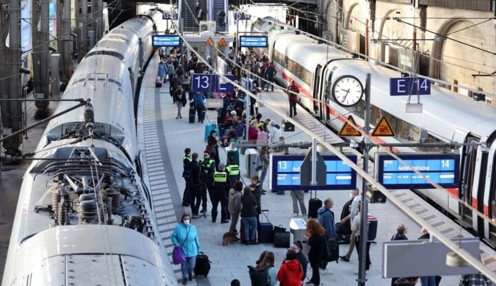 В Германии остановятся все поезда на 6 дней из-за забастовки