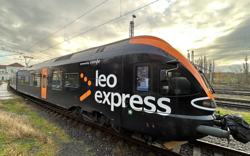 Leo Express запустить прямі поїзди Прага – Варшава. Квитки від 10€!