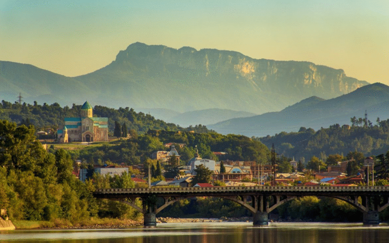 Прямі рейси з Варшави до Грузії (Кутаїсі) від €76!